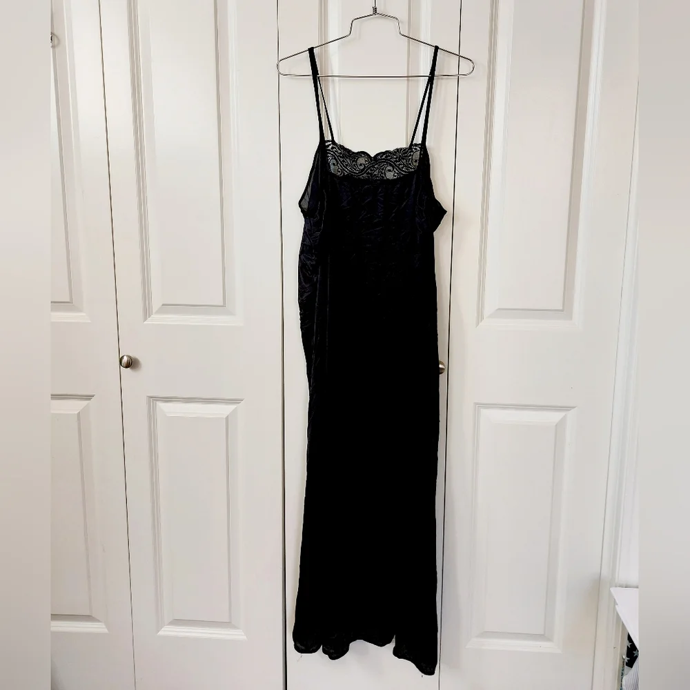 Vintage Black Nightgown Wrap Style Large‎ Flair Lace Bust Maternity Photos Dress